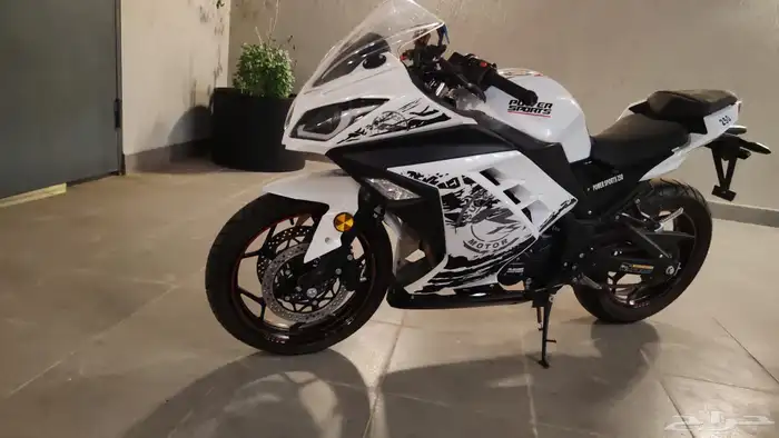 للبيع دباب POWER SPORTS 250  ابيض نظيف 1