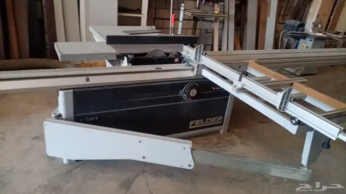 معدات ورشة نجارة مع الورشة 7