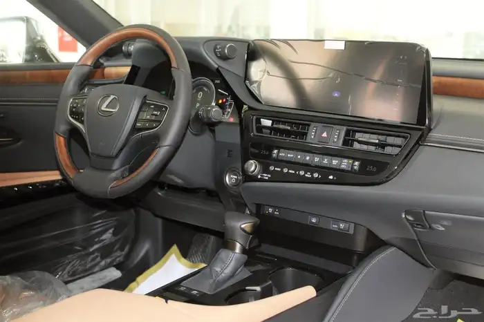 لكزس - ES300 Bh هايبرد - 2025 - نص فل خليجي 18