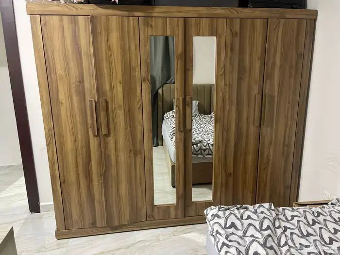 عدة غرف واجهزة للبيع 24