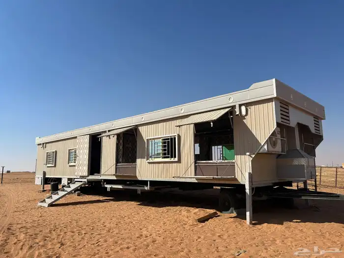 كرفان عرعر شبه جديدة فيها طاقات شمسية محول 6000 0