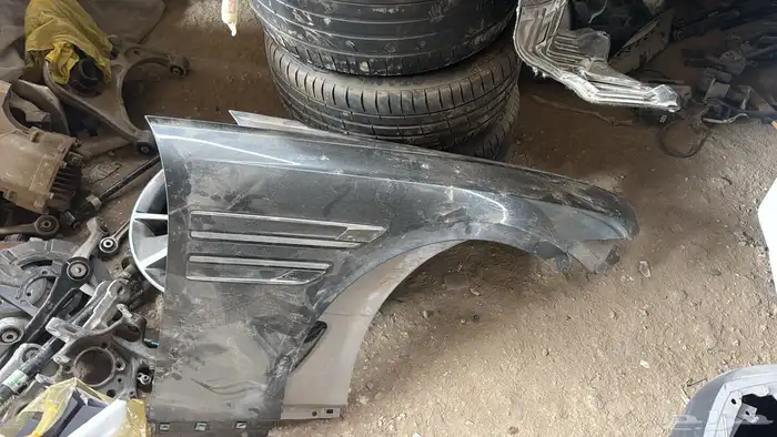 جنسس 2025 g80 قطع غيار 10