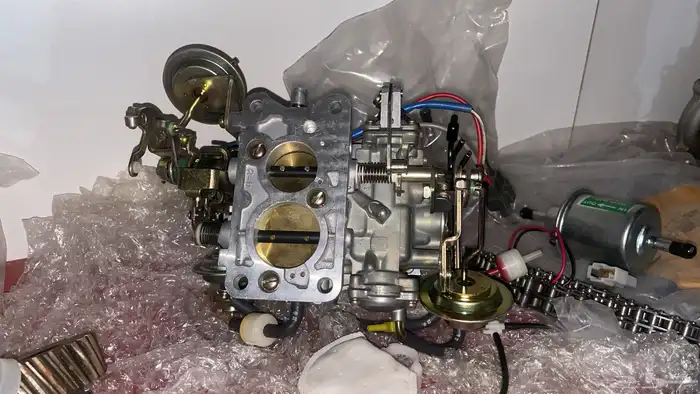 كربريتر اصلي كرسيدا وهايلكس مكينه22r 1RZ 1y 2Y 3Y. 4Y 2