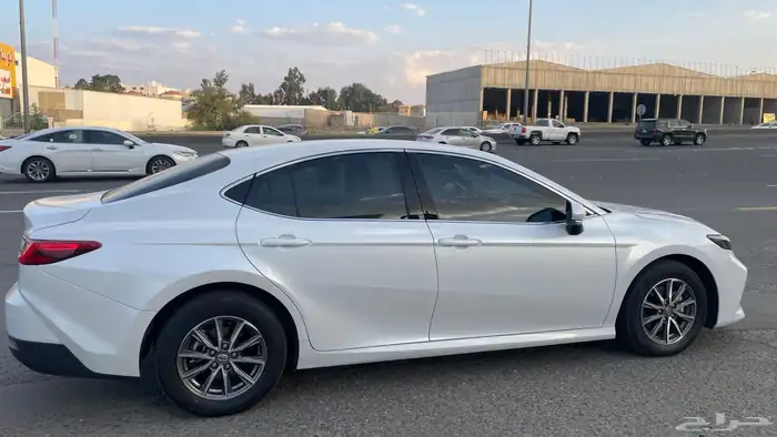 كامري 2025 3