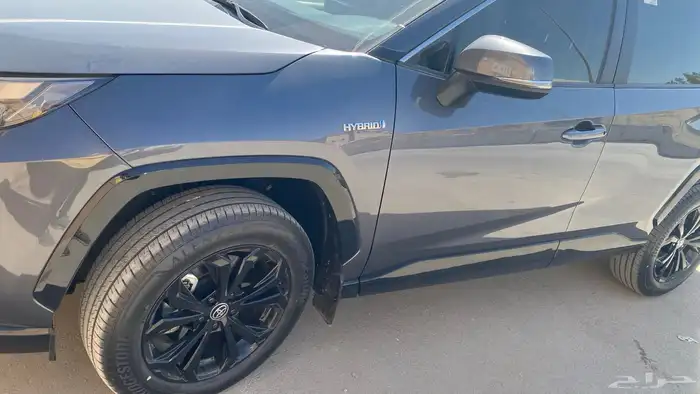 راف فور هايبرد XLE 4X4 HEV 3