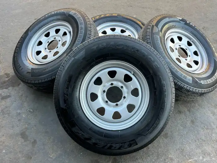 جنوط اصلي وكالة نيسان فتك مقاس 16 مع كفرات صيني تاريخ 25 9