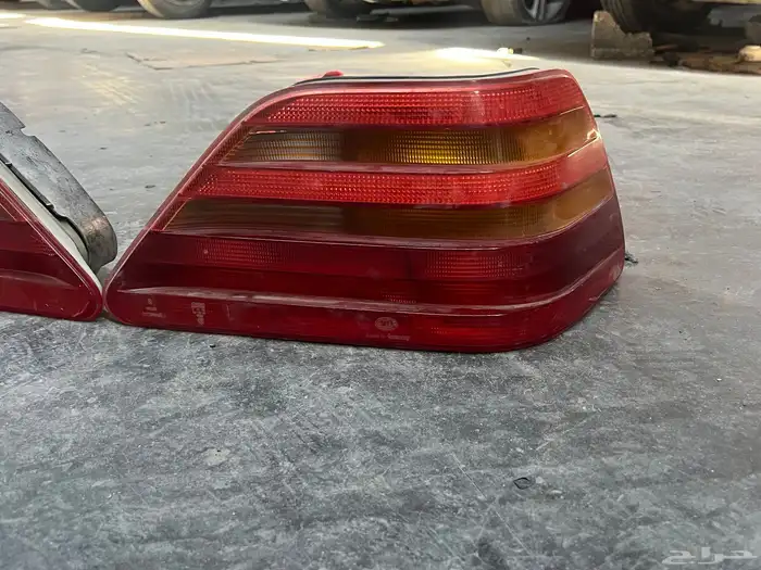 اسطبات مرسيدس شبح كوبيه C140 1