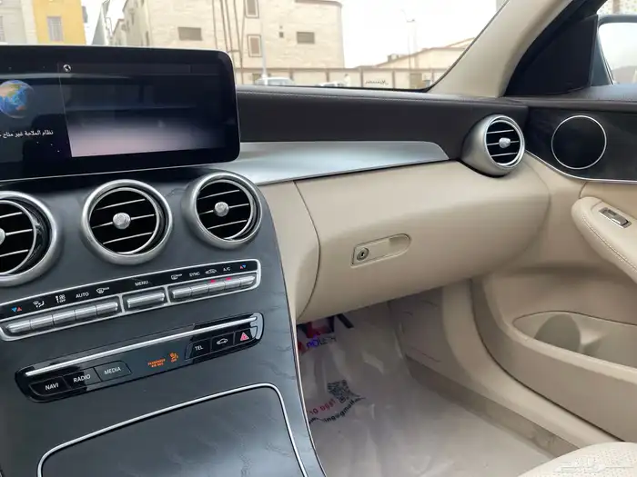 مرسيدس_C200_AMG_2019 48