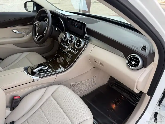 مرسيدس_C200_AMG_2019_بسعرمناسب 48