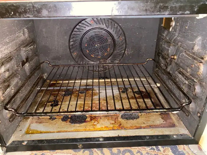 أغراض للبيع فرن و نشافه و أشياء أخرى 7