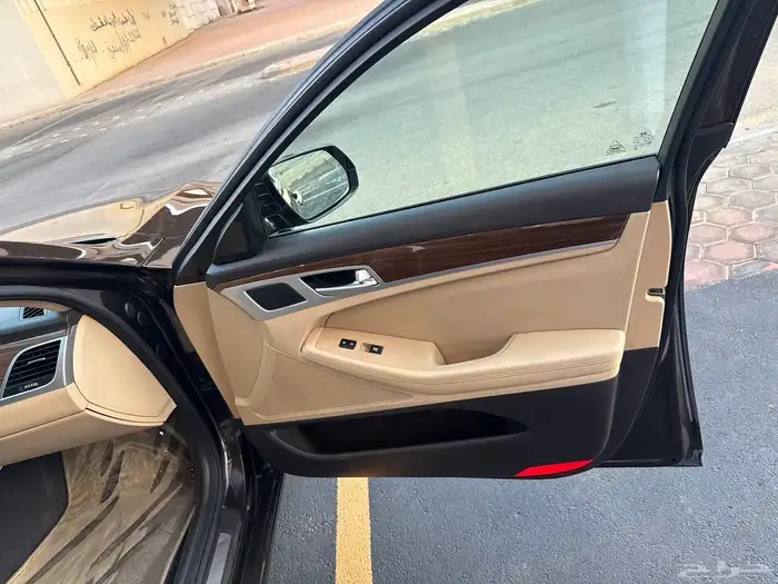 2015 Genesis G80 ( ممشى قليل ) 25