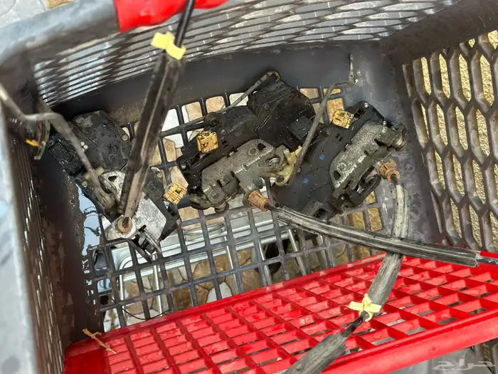 توفير قطع غيار يوكن وتاهو وسوبر وجمس سييرا كابرس 33