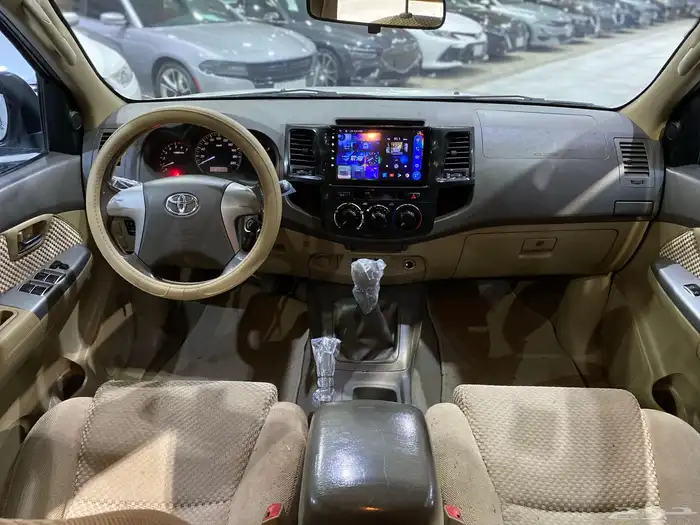 تايوتا فورتشنر 2013 12