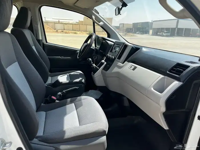 تويوتا باص هايس 13 راكب بنزين موديل 2019 13