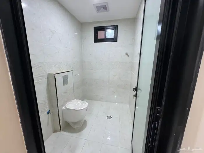 شقه فاخره للبيع جيزان حي السويس 13