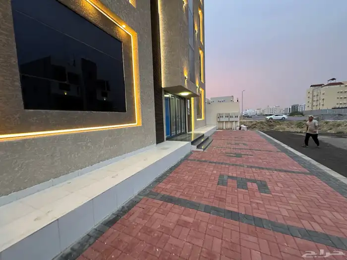 شقه فاخره للبيع جيزان حي السويس 2