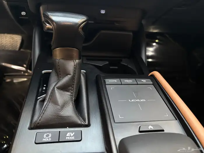 لكزس ES 2022 AH هايبرد سعودي ضمان الوكيل ساري 10