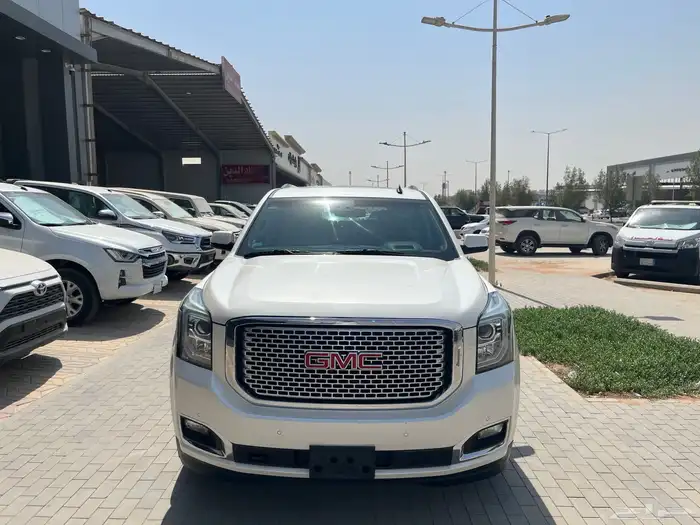 جي ام سي دينالي 2015 الجميح نظيف 0