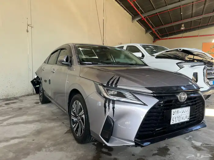 للبيع يارس فل 2024 2