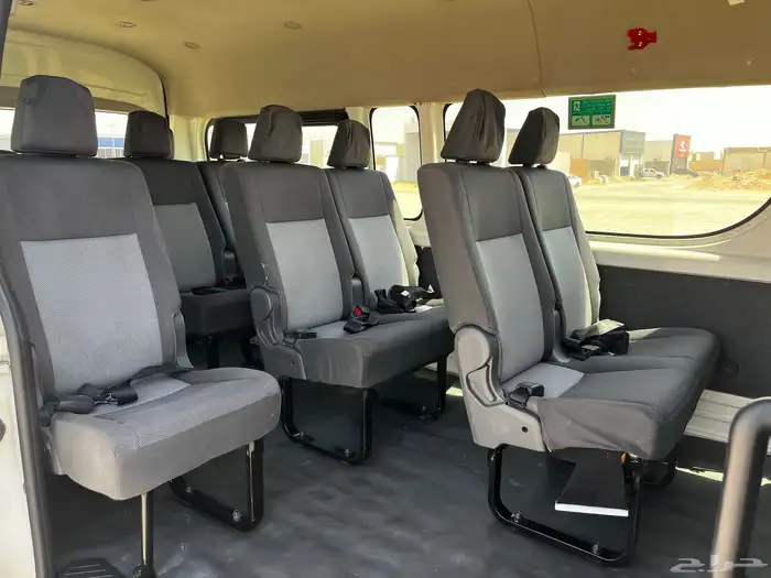 تويوتا باص هايس 13 راكب بنزين موديل 2019 10