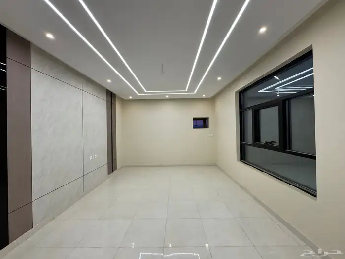 شقه فاخره للبيع جيزان حي السويس 6