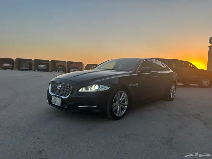 جاكوار XJL ممشى قليل 31