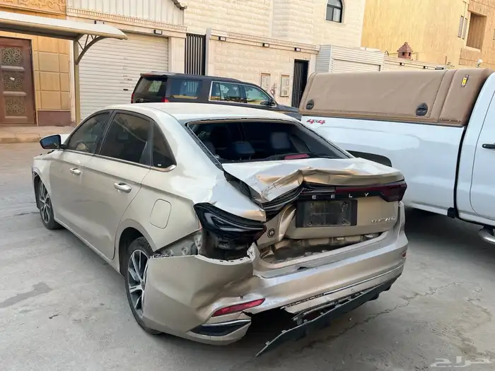 جيلي امجراند 2023 مصدمه للبيع 1