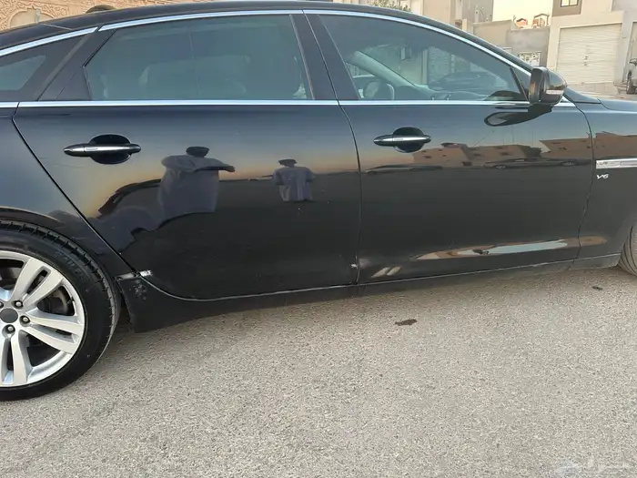 جاكوار XJL ممشى قليل 23