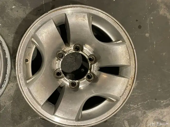 جنوط باترول 97 اصليه عدد3 اصلي 2