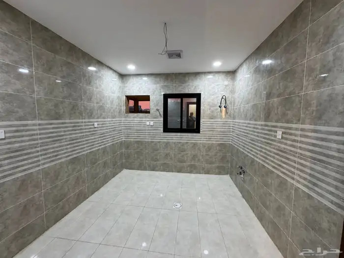 شقه فاخره للبيع جيزان حي السويس 11