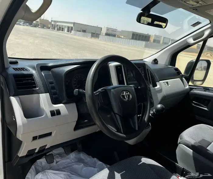 تويوتا باص هايس 13 راكب بنزين موديل 2019 6
