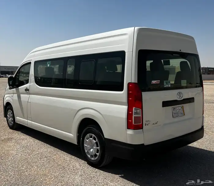 تويوتا باص هايس 13 راكب بنزين موديل 2019 4