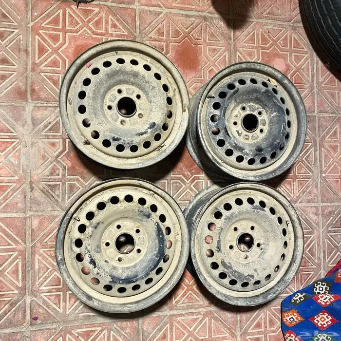 جنوط حديد سوح اكورد 2008 - 2012 1