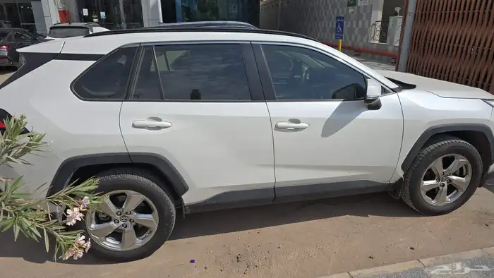 تويوتا راف فور 4