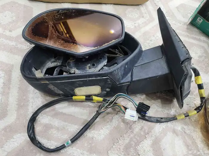 للبيع مرايه جمس يوكن وكاله يسار 1