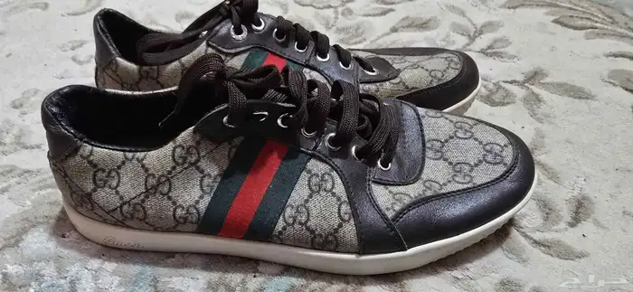 للبيع شوز قوشي اصلي 3