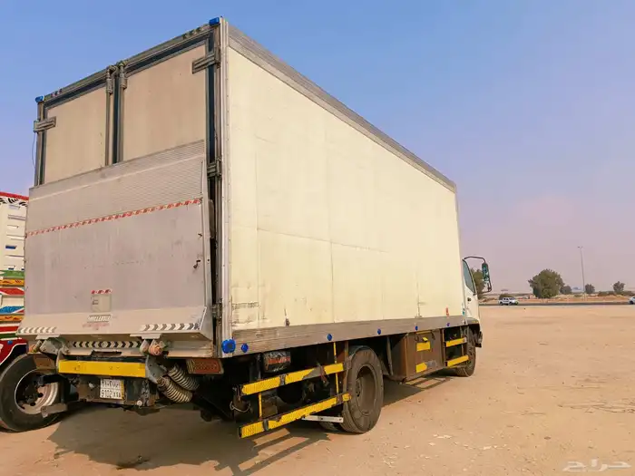 لوري مقفل جاف 7 م رافعه هيدروليك 0