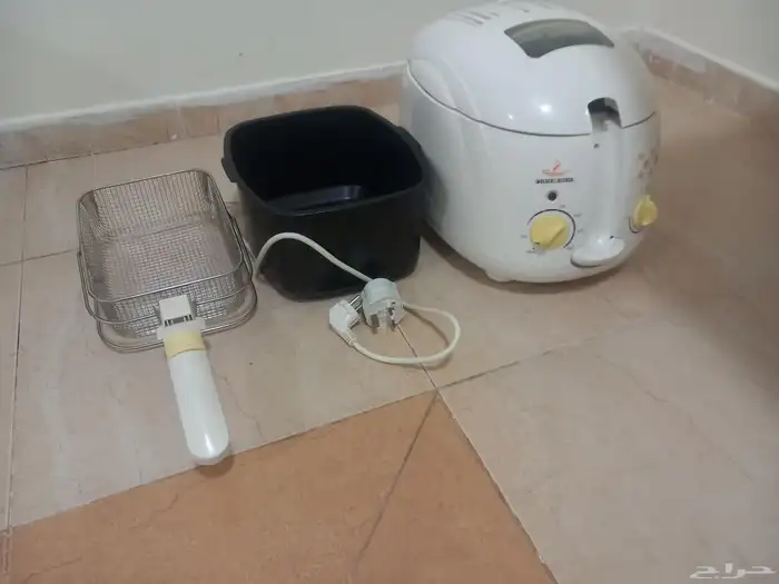 للبيع قلاية زيت كهربائية بحالة الجديد الحالة جديدة 1