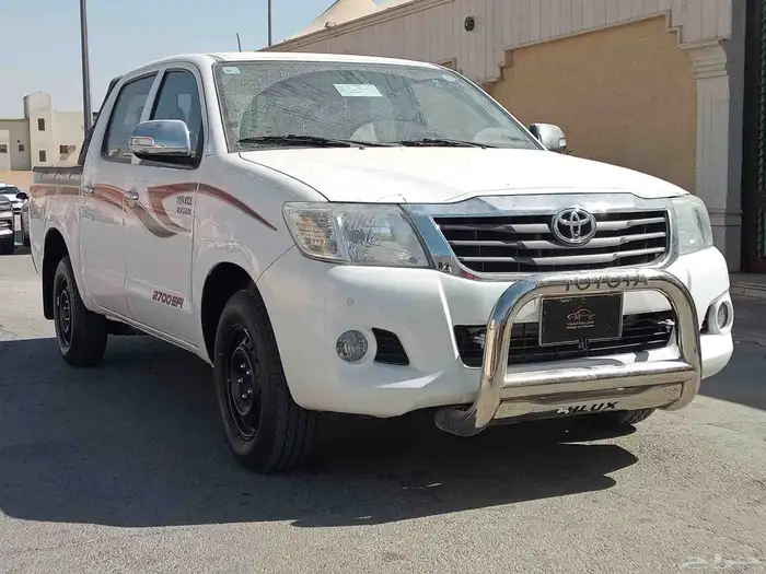 تويوتا هايلوكس ( 2014 ) GLX غمارتين سعودي نظيف بحالة ممتازة 1