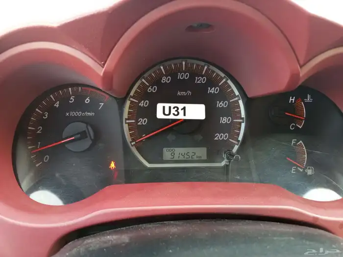 تويوتا هايلوكس ( 2014 ) GLX غمارتين سعودي نظيف بحالة ممتازة 21