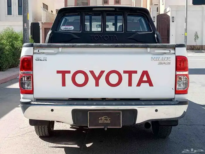 تويوتا هايلوكس ( 2014 ) GLX غمارتين سعودي نظيف بحالة ممتازة 7