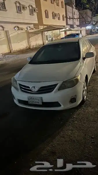 كورلا 2013 اللون ابيض 3