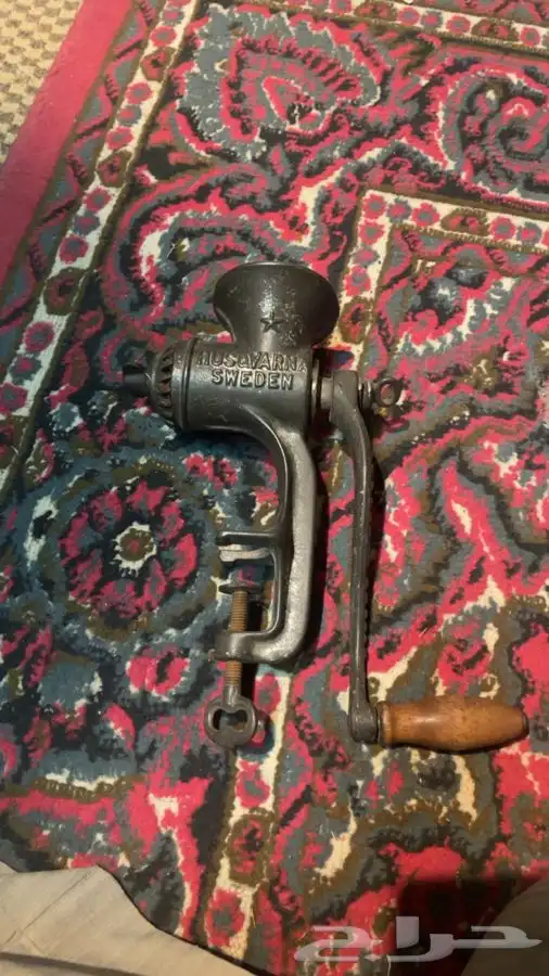 طاحونة يدوية 1