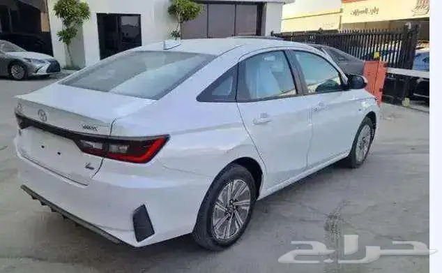 تويوتا ياريس واي بلس 1