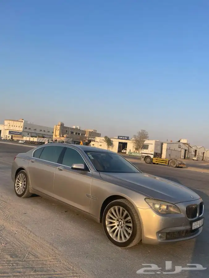 بي ام دبليو 730 il بدون تيربو 2012 5