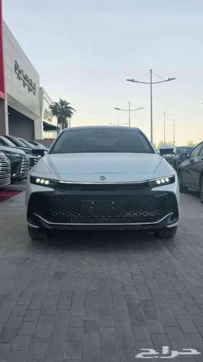 تويوتا كراون فل كامل موديل 2025 0