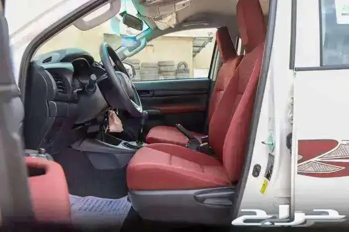 هايلكس غمارتين سلق ديزل موديل 2025 مكينه 2400 حبه فقط 10