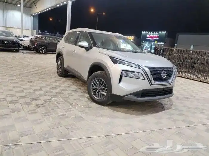 نيسان _ اكستريل _ 5 راكب _ 7 راكب الشكل الجديد 0