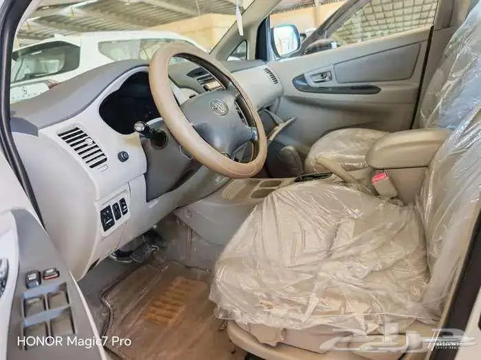 اينوفا مستعملة موديل 2011 جير توماتيك بنزين 7