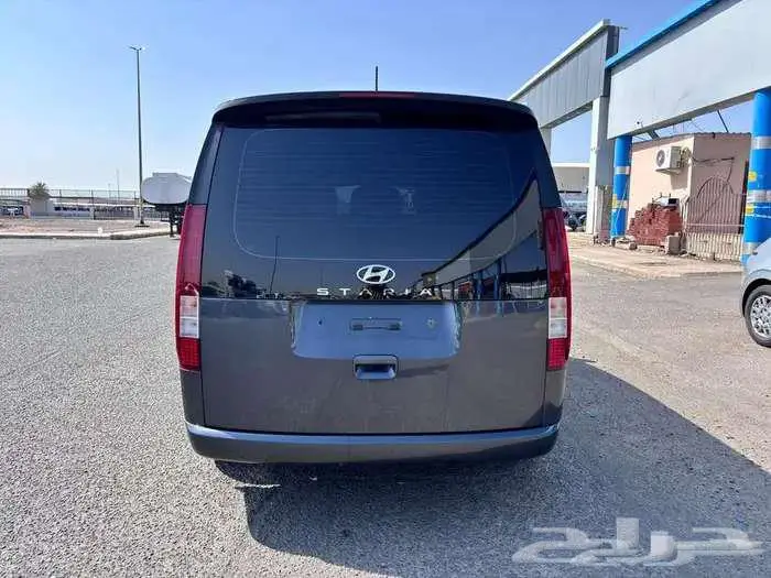 ستاريا ديزل 2022 بطاقة جمركية 11 مقعد استيراد كوريا 3